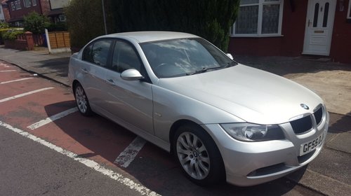 Dezmembrez BMW Seria 3 E90 2005 Berlina 318i 