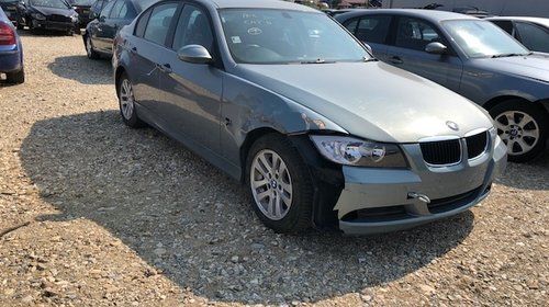 Dezmembrez BMW Seria 3 E90 2005 Sedan 2.0 i