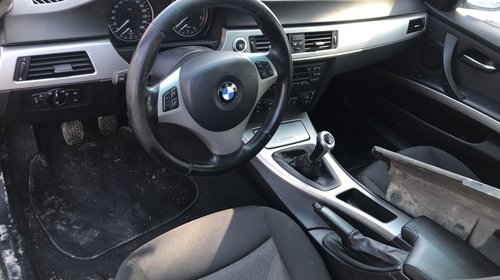 Dezmembrez BMW seria 3 E90