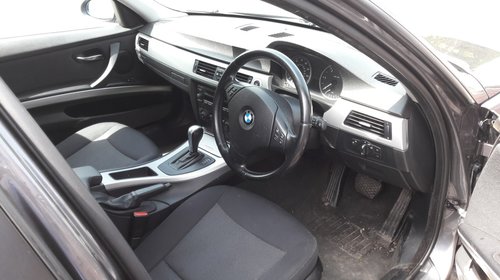 Dezmembrez BMW Seria 3 E90