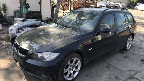 Dezmembrez BMW seria 3 E90