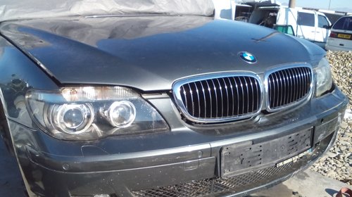 Dezmembrez BMW Seria 7 E66, 5.0 benzina, 2007