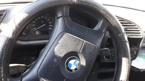 Dezmembrez BMW Seria E36