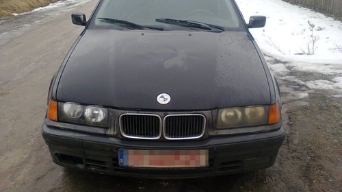 Dezmembrez bmw seria 3 e36 berlina an 1996