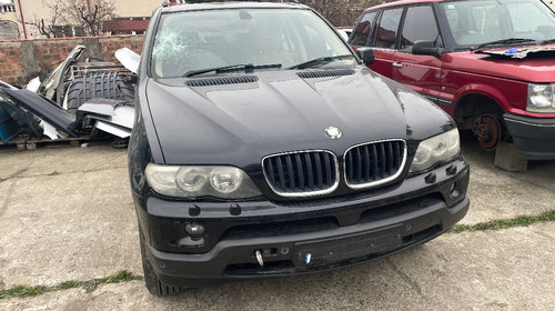 Dezmembrez BMW X5 E53 3.0 d SE 160kW 218CP Facelift Negru an 2005