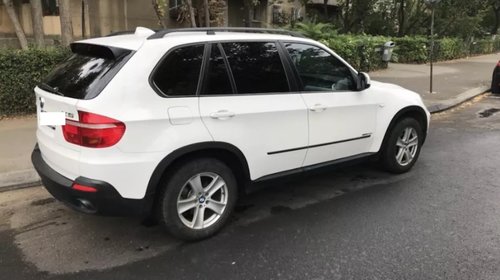 Dezmembrez BMW X5 E70 2009 suv jeep 3.0