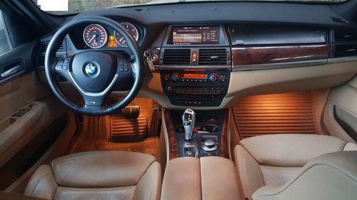 Dezmembrez BMW X5 E70 2009 suv jeep 3.0