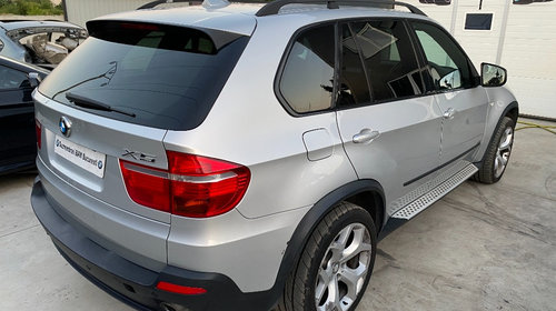 Dezmembrez BMW X5 E70 3.0sd 286cp 2008