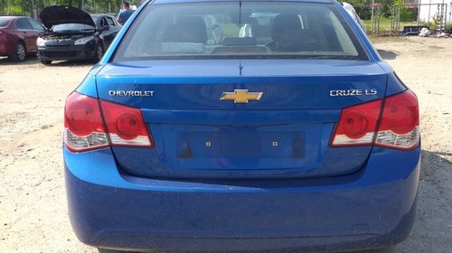 Dezmembrez Chevrolet Cruze motor 1.6 benzina automata