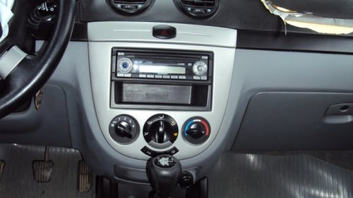 Dezmembrez Chevrolet Lacetti 2008