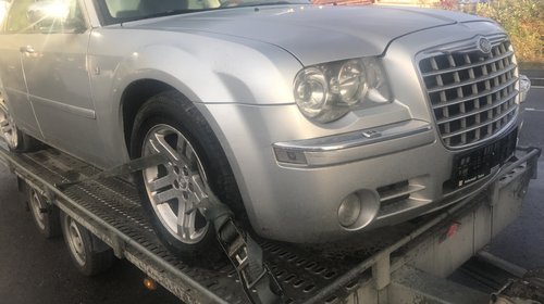 Dezmembrez chrysler 300c diesel crd