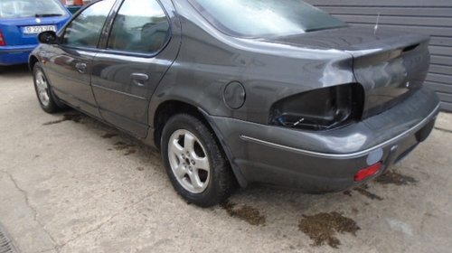 Dezmembrez Chrysler Stratus 2000 Berlina 2.5 V6