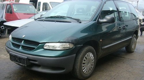 Dezmembrez Chrysler Voyager 2.5 td an 1998