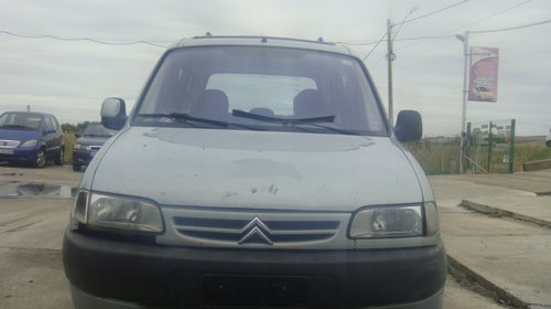 Dezmembrez citroen berlingo 2002 2000hdi