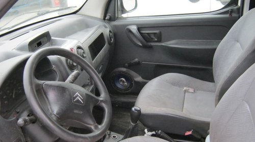 Dezmembrez Citroen Berlingo, an 2005,