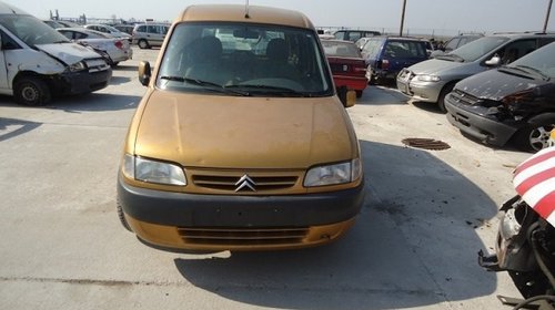 Dezmembrez Citroen Berlingo din 1998, 1.8 b, 