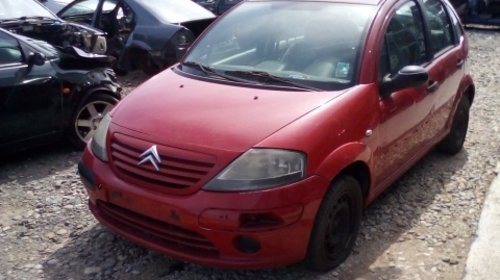 Dezmembrez Citroen C3 ,an 2004