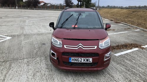 Dezmembrez Citroen C3 Picasso , 2013 , motor 