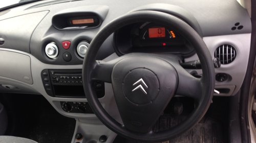 Dezmembrez Citroen C3