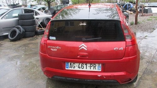 Dezmembrez Citroen C4 1.6 hdi 2006