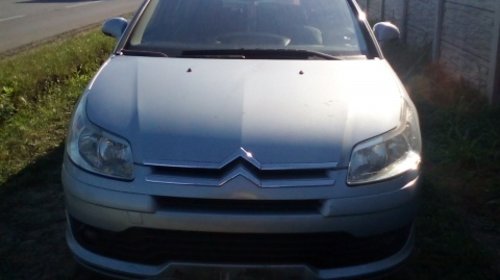 Dezmembrez Citroen C4 ,an 2006