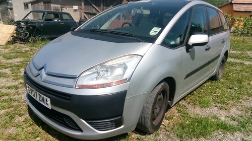 Dezmembrez Citroen C4 Grand Picasso