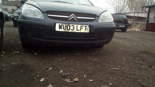 Dezmembrez citroen c5 2.0 hdi 2003