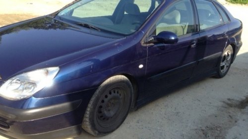 Dezmembrez Citroen C5 2.0 HDI an 2001