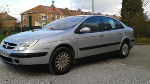 Dezmembrez Citroen C5 2.0 hdi anul 2003