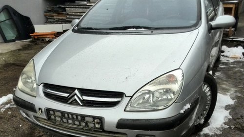 Dezmembrez Citroen C5 2.2 HDI 4HX Cutie Automata Xenon Trapa Senzori Parcare 98Kw 133Cai 2003