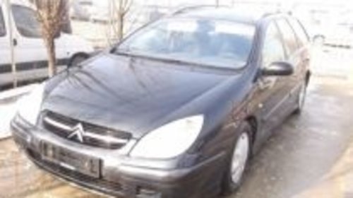 Dezmembrez citroen c5 break an 2001 motor 2.2