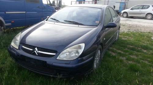 Dezmembrez Citroen C5 din 2002