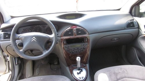 Dezmembrez Citroen C5