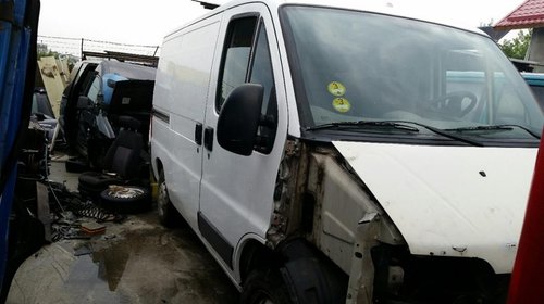 Dezmembrez citroen jumper, an 2004, 2000 hdi