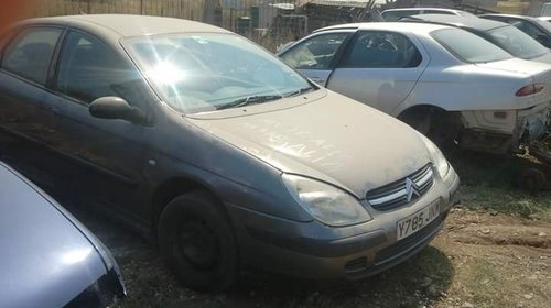 Dezmembrez Citroen Xsara 2000 hdi an 2002