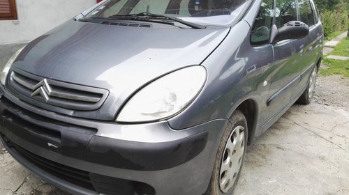 Dezmembrez Citroen Xsara Picasso, 1.6 benzina