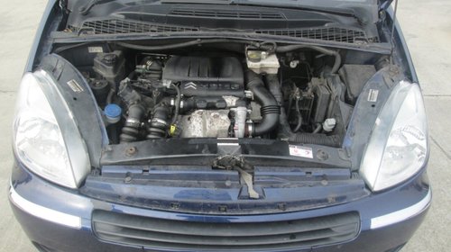 Dezmembrez citroen xsara picasso 1.6 hdi din 2006