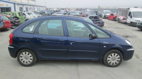 Dezmembrez citroen xsara picasso 1.6 hdi din 2006