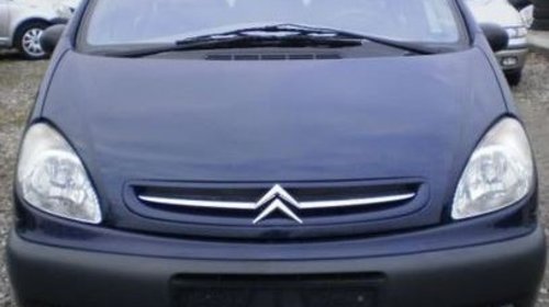 Dezmembrez Citroen Xsara Picasso, 1.8 benzina