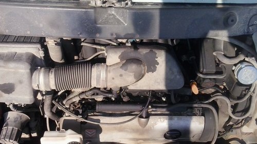 Dezmembrez Citroen Xsara Picasso an 2000 motor 1.8L benzina