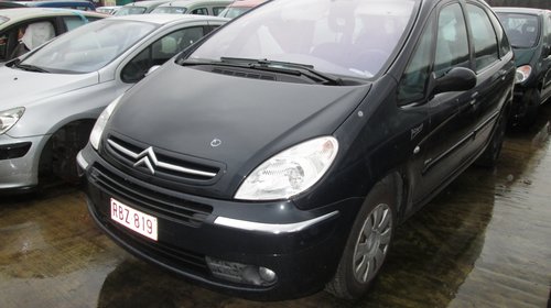 Dezmembrez Citroen xsara picasso motor 1600 benzina an 2001