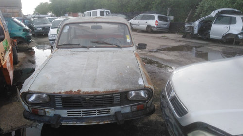 Dezmembrez Dacia 1300