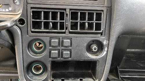 Dezmembrez Dacia 1307 Papuc 1.6i tractiune spate