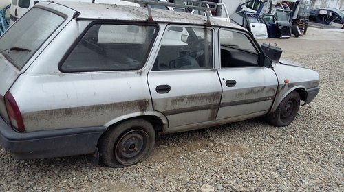 Dezmembrez Dacia 1400 benzina injectie