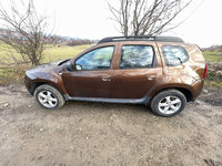 Dezmembrez Dacia Duster 2012 jeep 1.5 dci