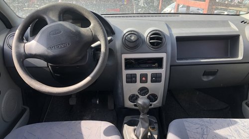 Dezmembrez Dacia Logan 1.5 dCi Euro 3