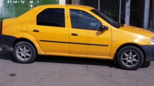 Dezmembrez Dacia Logan 1.5 diesel euro 3 orice piesa