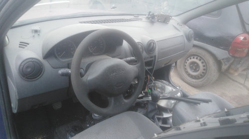 Dezmembrez Dacia Logan 2005 Sedan 1.4 MPI