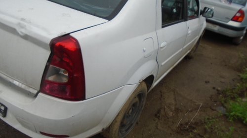 Dezmembrez Dacia Logan 2012 SEDAN 1,2 16 V BENZINA