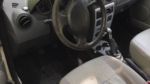 Dezmembrez Dacia Logan Alb 1.6 benzina alba